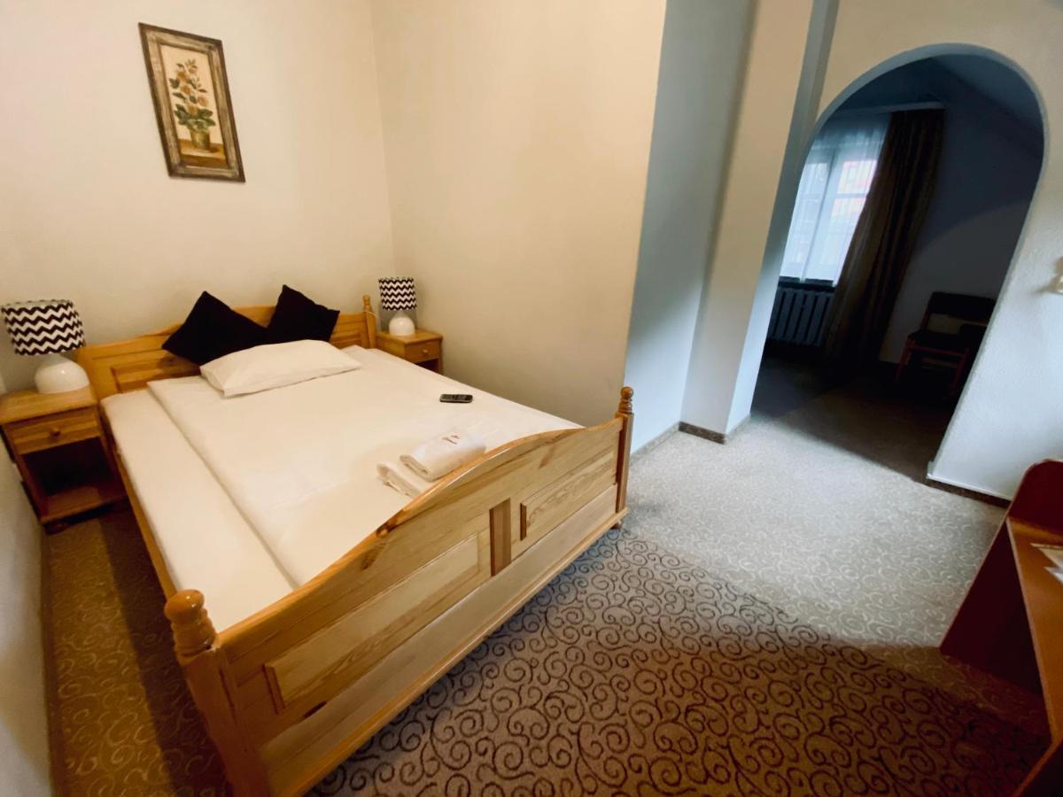 קרפאז' Hotel Kolorowa מראה חיצוני תמונה