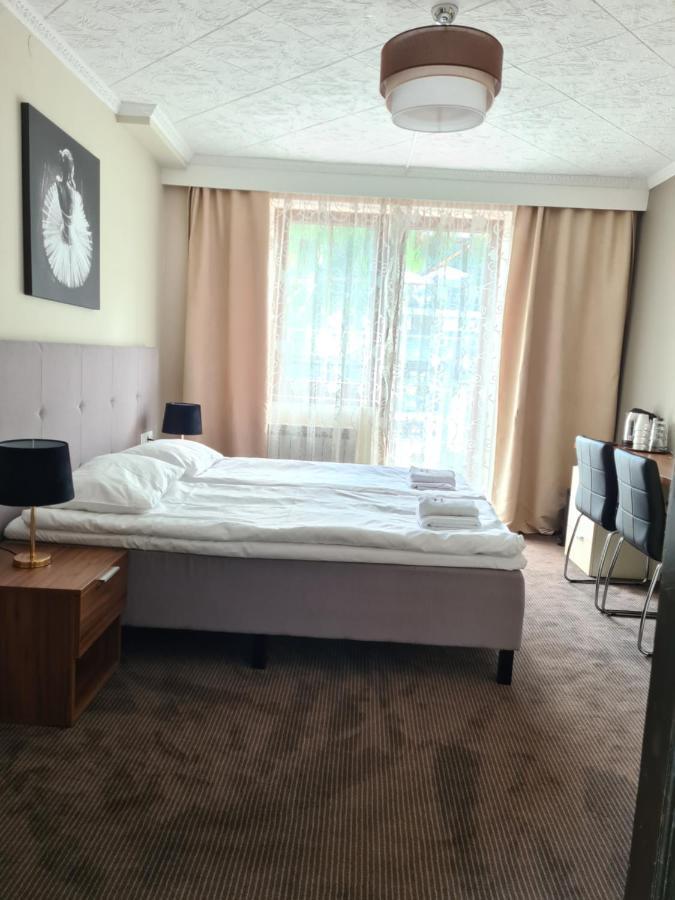 קרפאז' Hotel Kolorowa מראה חיצוני תמונה