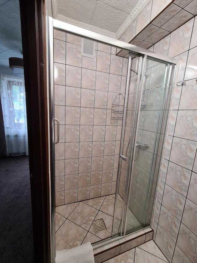 קרפאז' Hotel Kolorowa מראה חיצוני תמונה